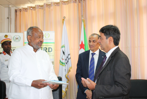  Sous le haut patronage du Président de la République SON EXCELLENCE ISMAÏL OMAR GUELLEH, le laboratoire de métallogénie ainsi que celui de biologie marine ont été inaugurés au CERD.